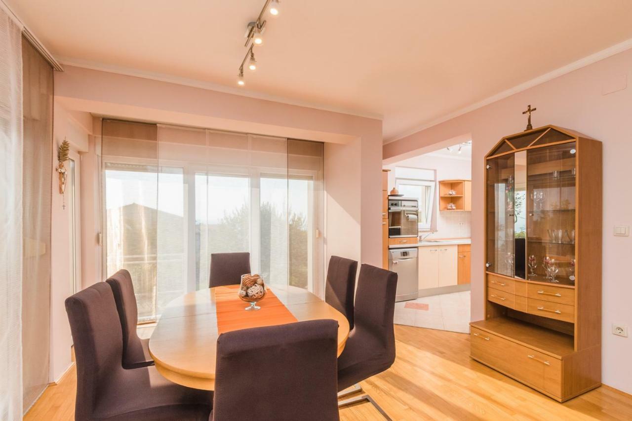 Apartman Klara Crikvenica Eksteriør billede